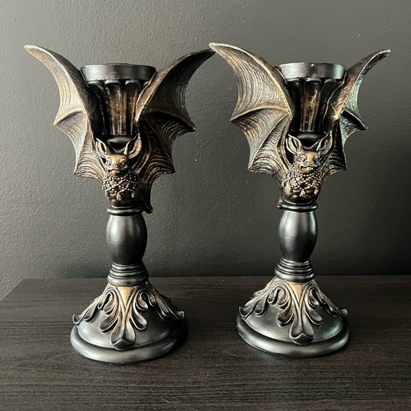 NEW Vampire Bat Candle Holder Halloween Goth Decor Set (2) - Picture 1 of 2